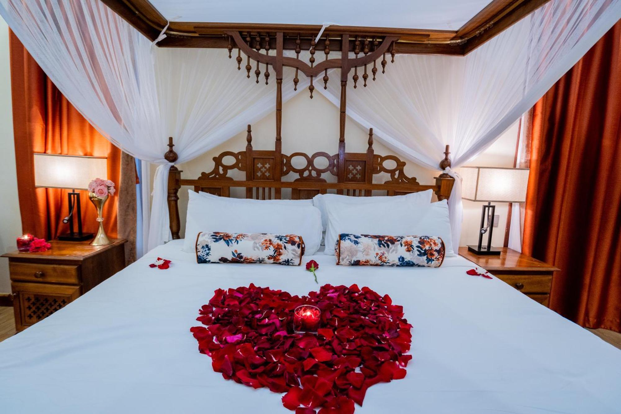 Ciala Resort Hotels In Кісуму Екстер'єр фото