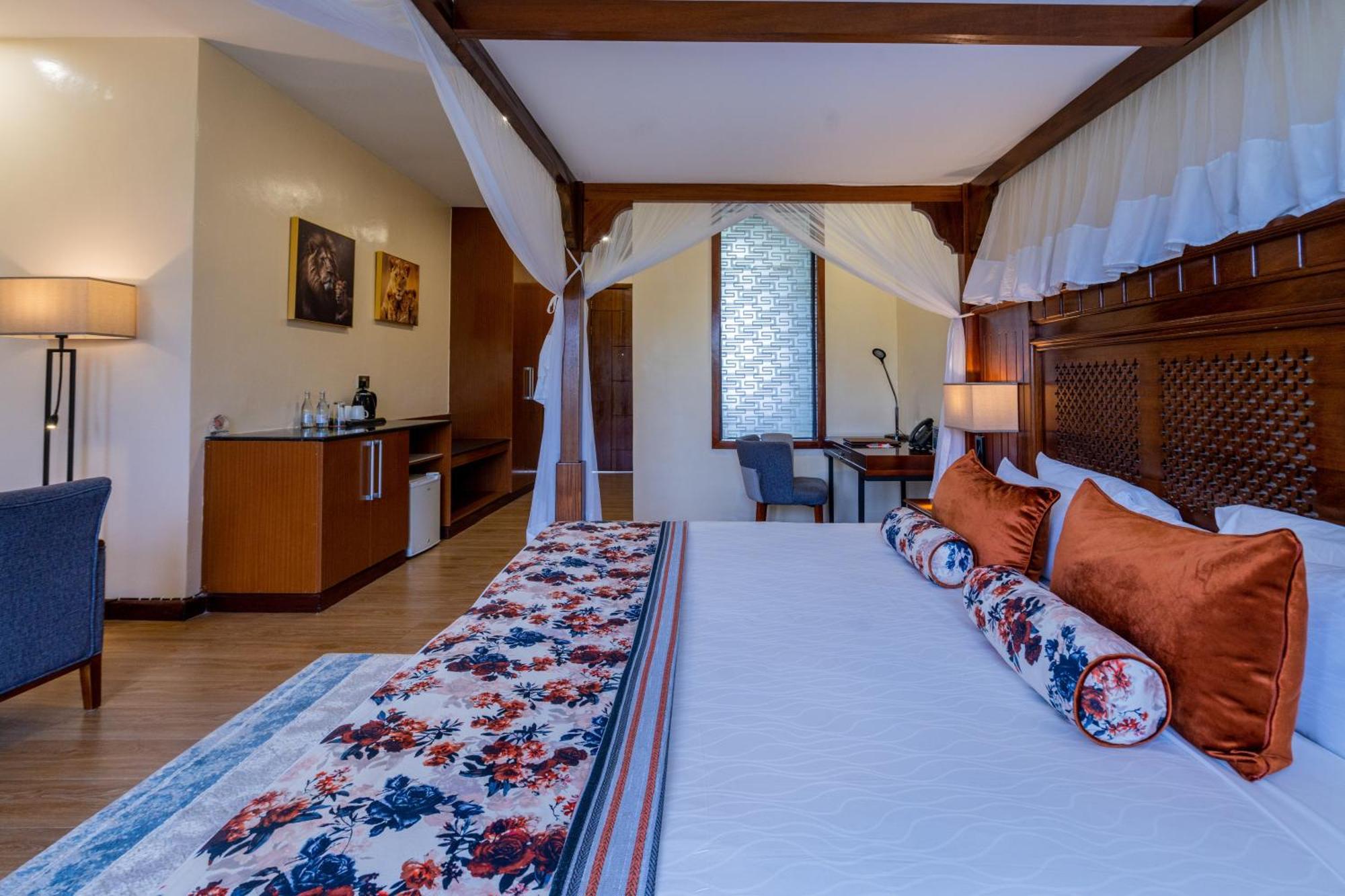Ciala Resort Hotels In Кісуму Екстер'єр фото