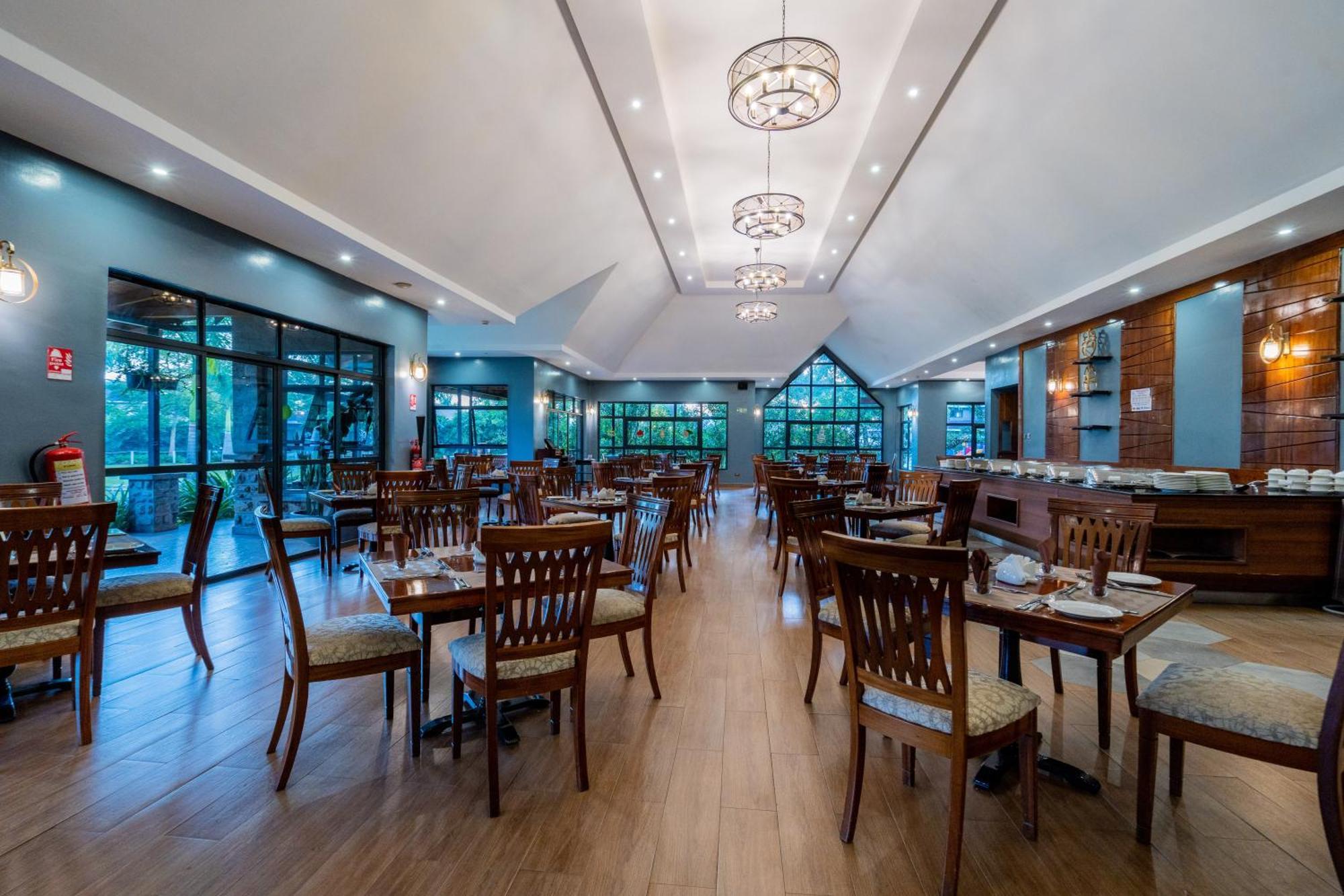Ciala Resort Hotels In Кісуму Екстер'єр фото